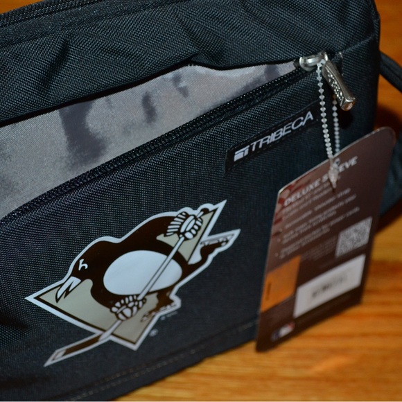 Tribeca NHL Pittsburgh Penguins iPad/tablet sleeve/case - NEW - Picture 5 of 14